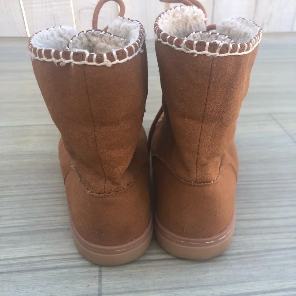 Zara Kids Boots Size 36 Tan Faux Suede Embroidered Shearling Lined Lace Up